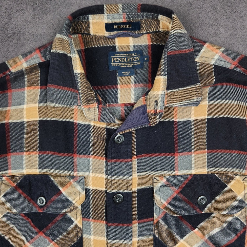 Pendleton Burnside Flannel Shirt Mens Medium Navy Blue Plaid Cotton Button Down‎